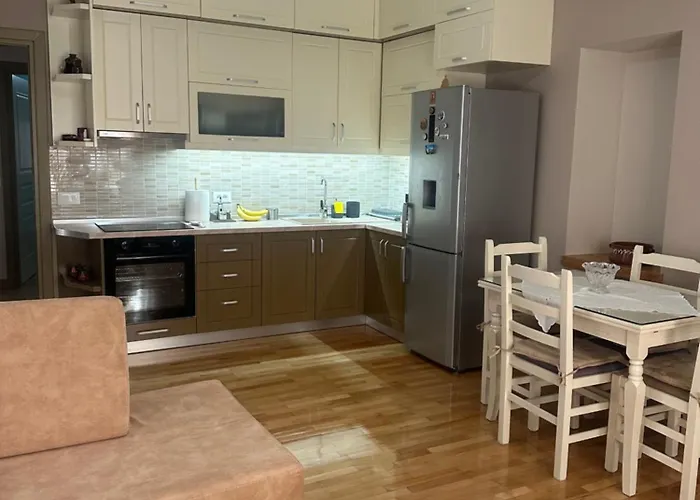 Luarasi Ferienhaus Korce